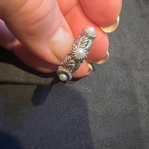 Judith Ripka silver three pearl cable band ring size 6
